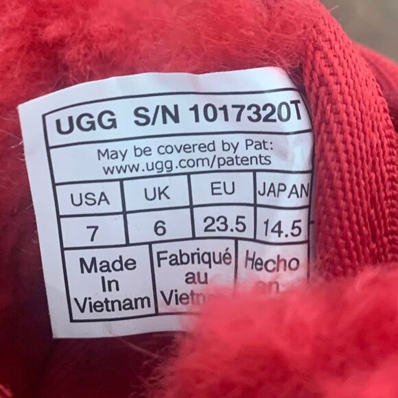 UGG NEW Unisex Neumel II Boots Baby Size 7 Chukka Boot Red - Picture 2 of 13